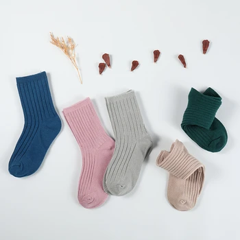 1 Пара Весенне-осенних новых хлопчатобумажных модных милых носков Унисекс для маленьких девочек, новорожденных, ярких детских носков, носок