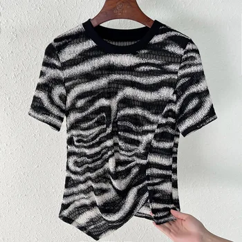 Женская летняя футболка оверсайз из ледяного шелка с короткими рукавами, новая мода, перспективный узор в виде зебры, сексуальный топ в полоску с круглым вырезом